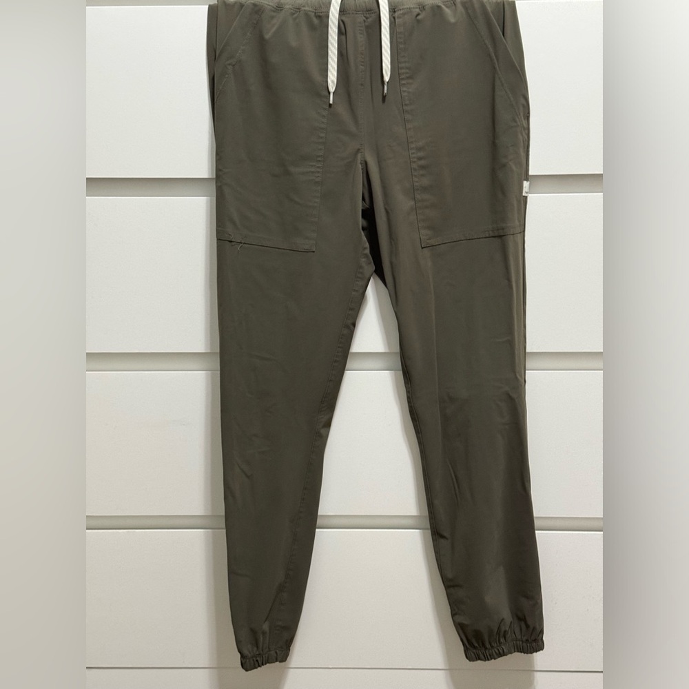 Vuori Women’s Olive Pants- Never Worn
